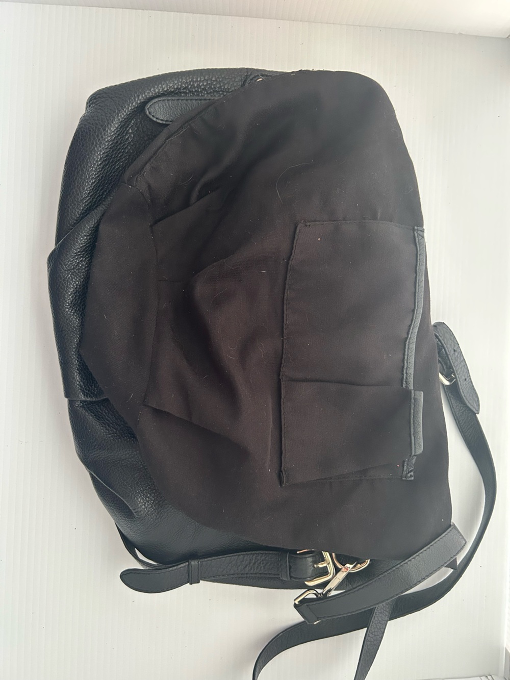Danier Black Leather Shoulder Bag with Gold Hardware - Picture 8 of 9